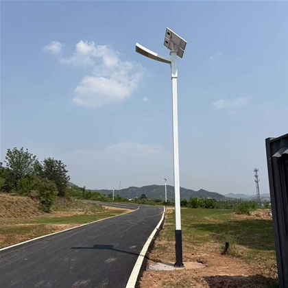 庆阳路边太阳能路灯安装